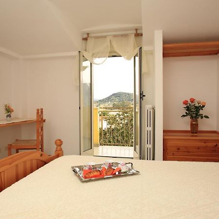 Hotel Dori D'Oro Orosei Buitenkant foto