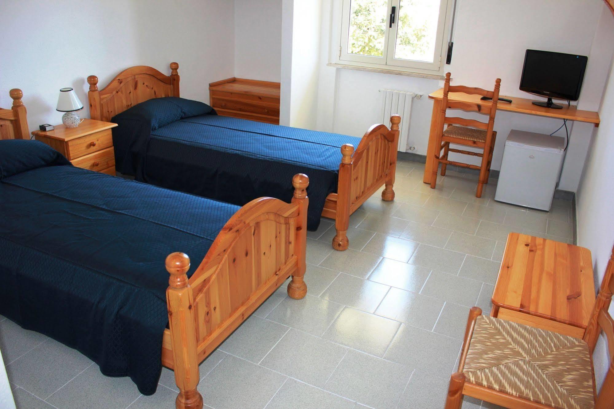 Hotel Dori D'Oro Orosei Buitenkant foto