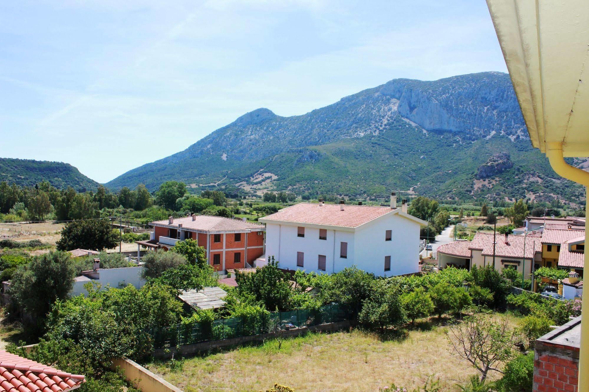 Hotel Dori D'Oro Orosei Buitenkant foto